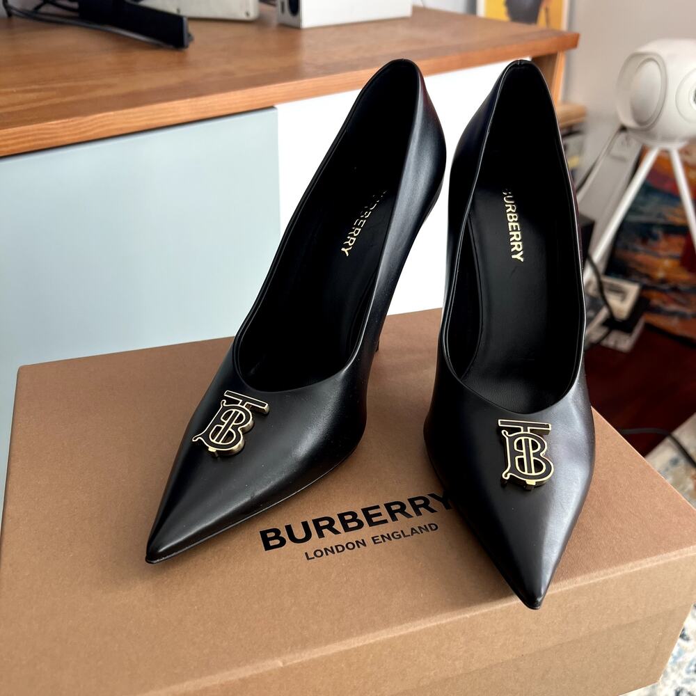 Burberry Black Heels with Timeless Elegance